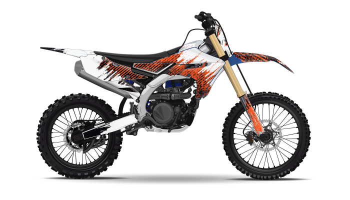 2421MX_UNDERCONSTRUCTION_YAYZF450_1822_WEBTEMPLATE-01